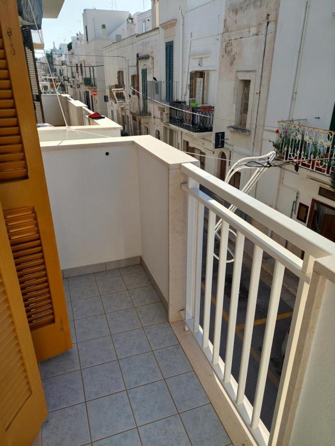 Only Bed Hotel Полиняно а Маре Екстериор снимка